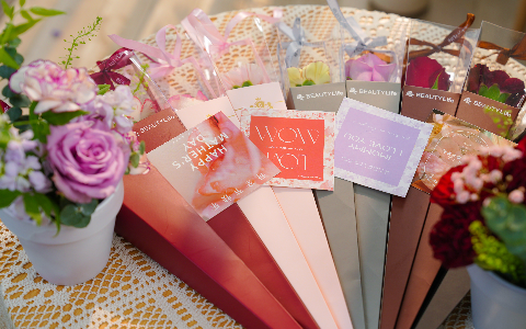 5.12母亲节 | 世间的浪漫与宠溺，，记得留给妈妈一份！